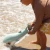 sunnylife-lapki-do-piasku-wieloryb-zielony-9339296069813-3.webp