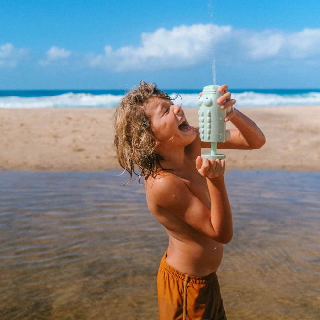 sunnylife-pistolet-wodny-krokodyl-dla-dzieci-9339296066447-4.webp