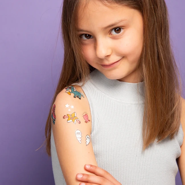 omy-tatuaze-dla-dzieci-lily-50-szt-3plus-3760301404859-2.webp