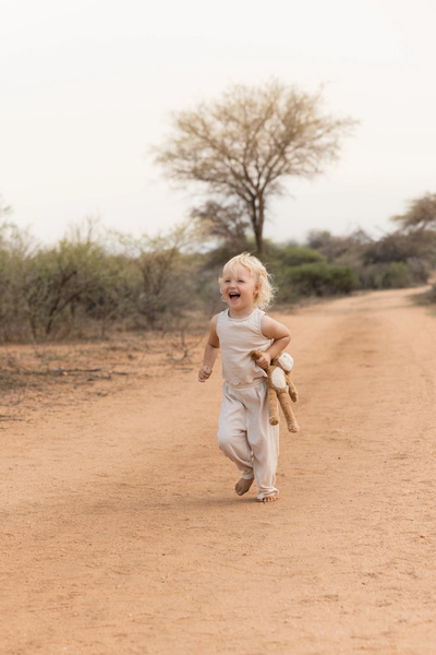 little-dutch-przytulanka-malpka-safari-friends-8713291883505-2.jpg
