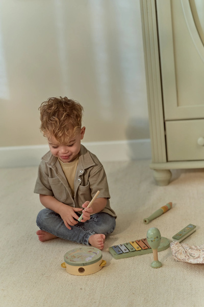 little-dutch-zestaw-drewnianych-instrumentow-zielony-safari-friends-3plus-8713291774735-8.jpg