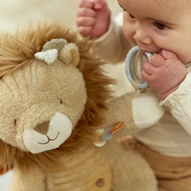 little-dutch-lew-aktywizujacy-safari-friends-0plus-8713291883215-3.webp