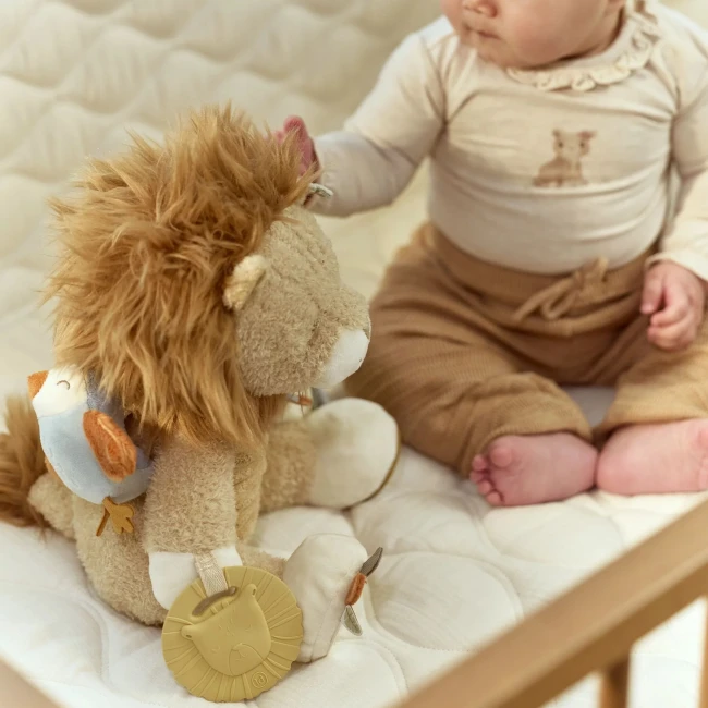 little-dutch-lew-aktywizujacy-safari-friends-0plus-8713291883215-2.webp