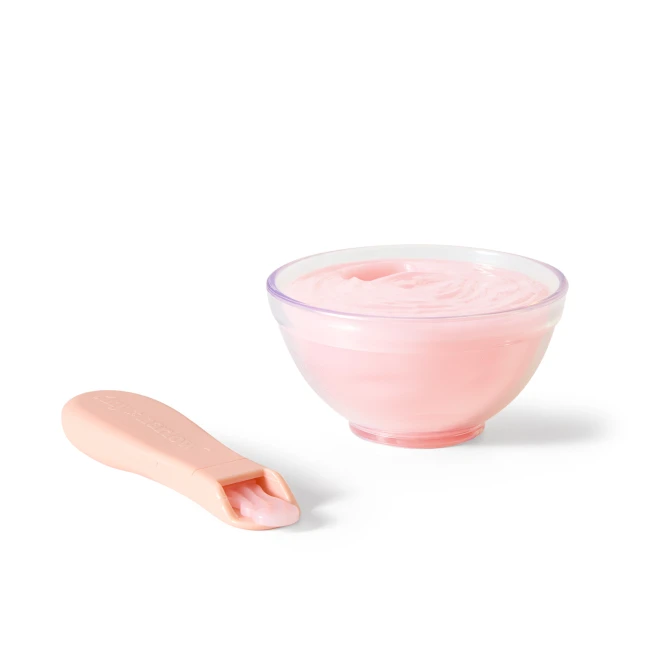 tiny-harlow-magiczna-miseczka-i-lyzeczka-jogurt-truskawkowy-5901736294341-3.jpg