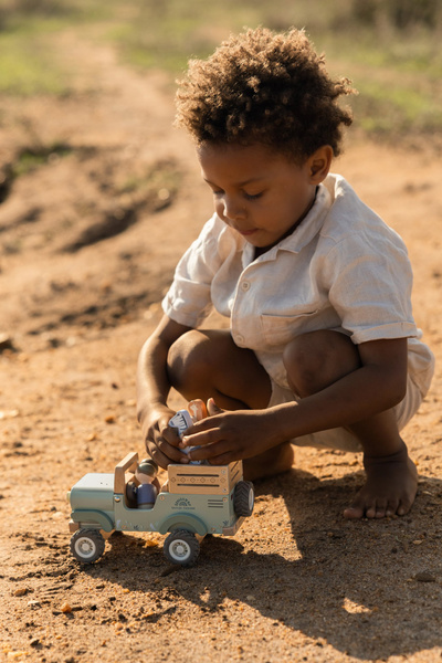 little-dutch-drewniany-samochod-safari-friends-ze-zwierzetami-18m-plus-8713291774827-6.jpg