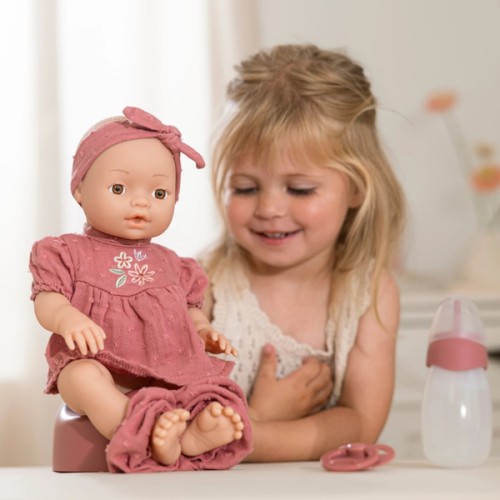 little-dutch-lalka-livia-pije-i-siusia-2plus-8713291445970-10.jpg